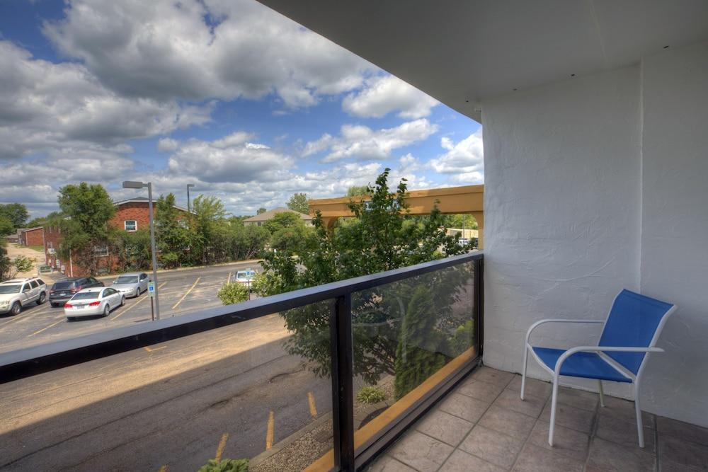 Comfort Inn & Suites Rochelle - Dekalb מראה חיצוני תמונה