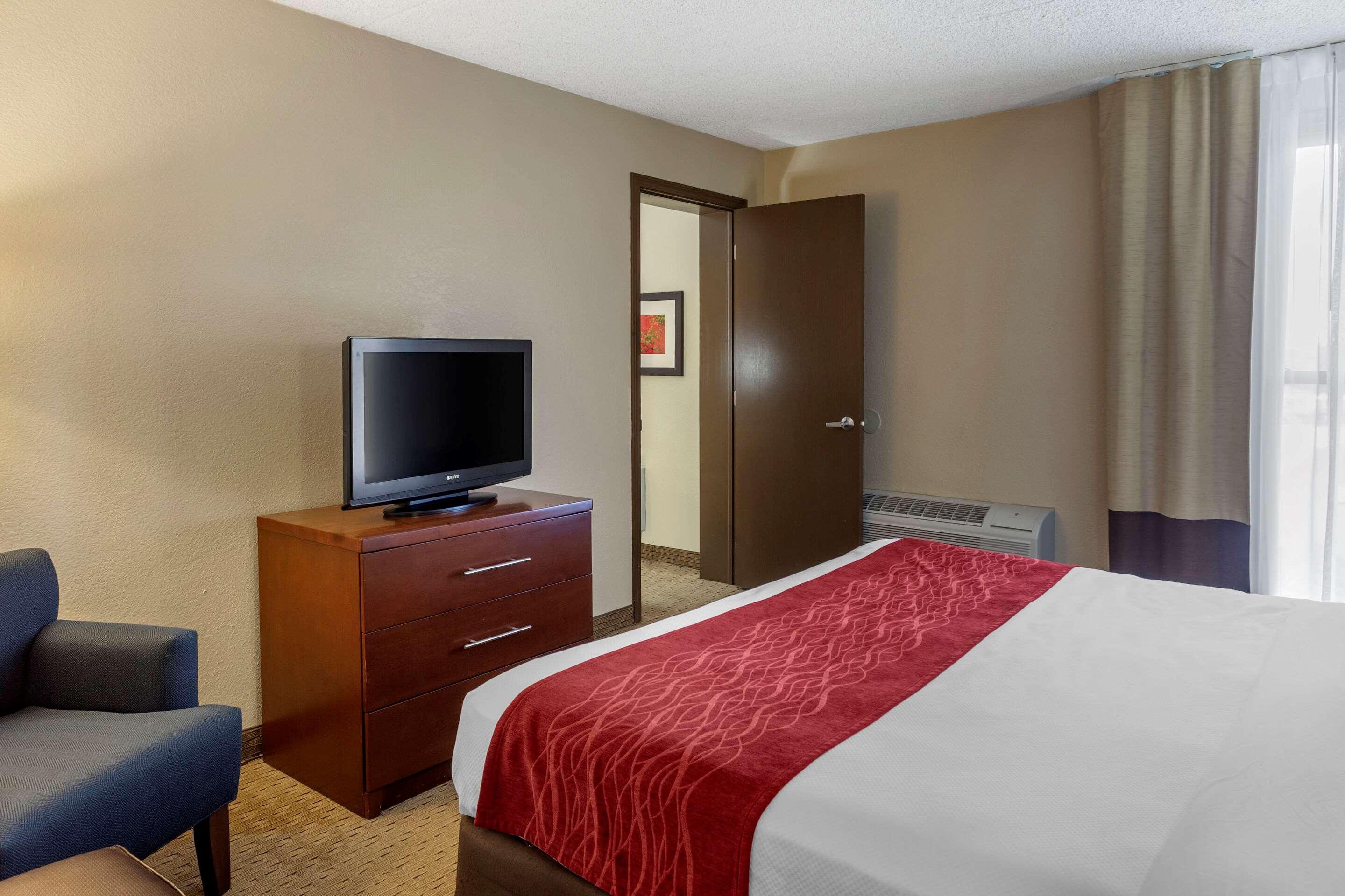 Comfort Inn & Suites Rochelle - Dekalb מראה חיצוני תמונה