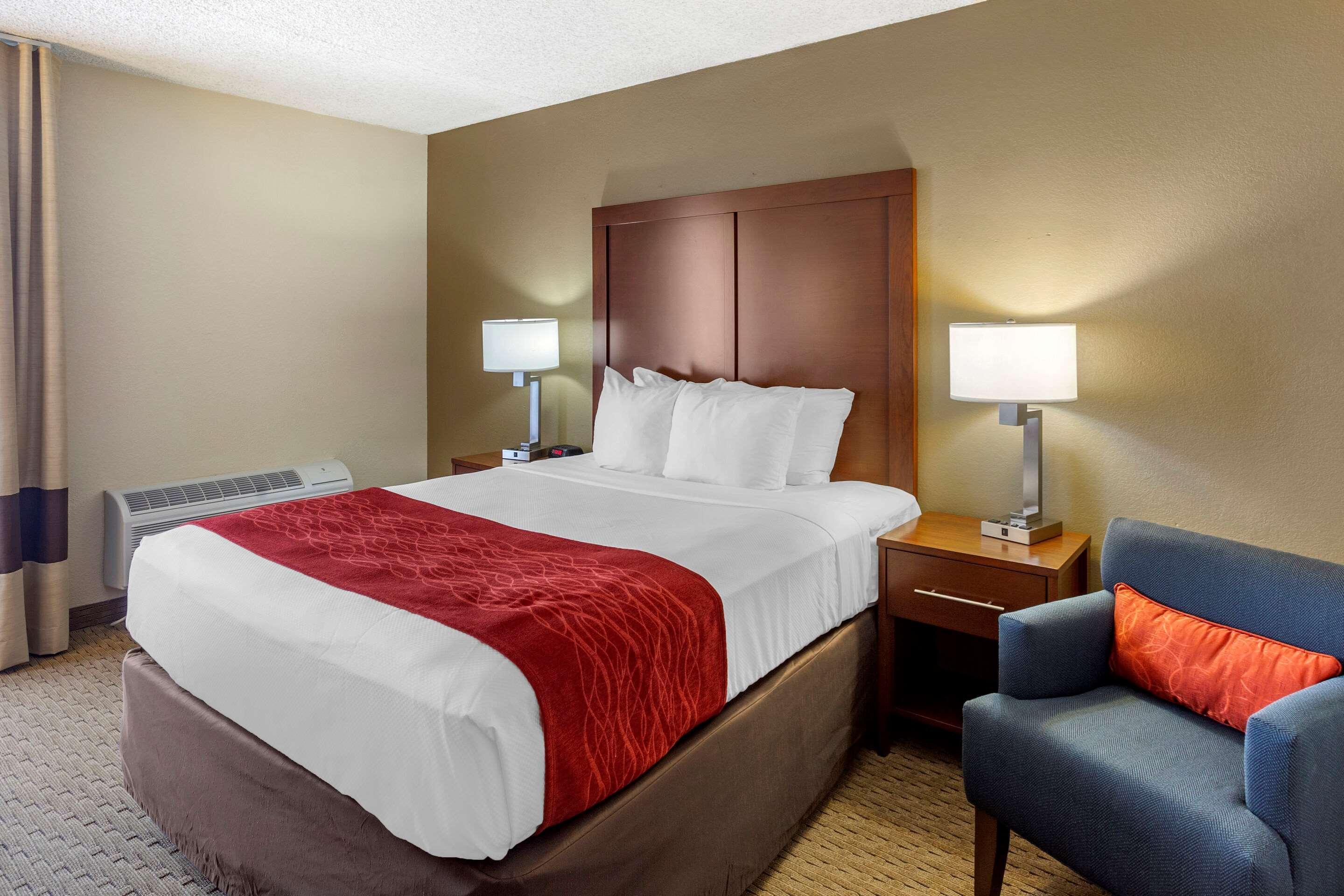 Comfort Inn & Suites Rochelle - Dekalb מראה חיצוני תמונה