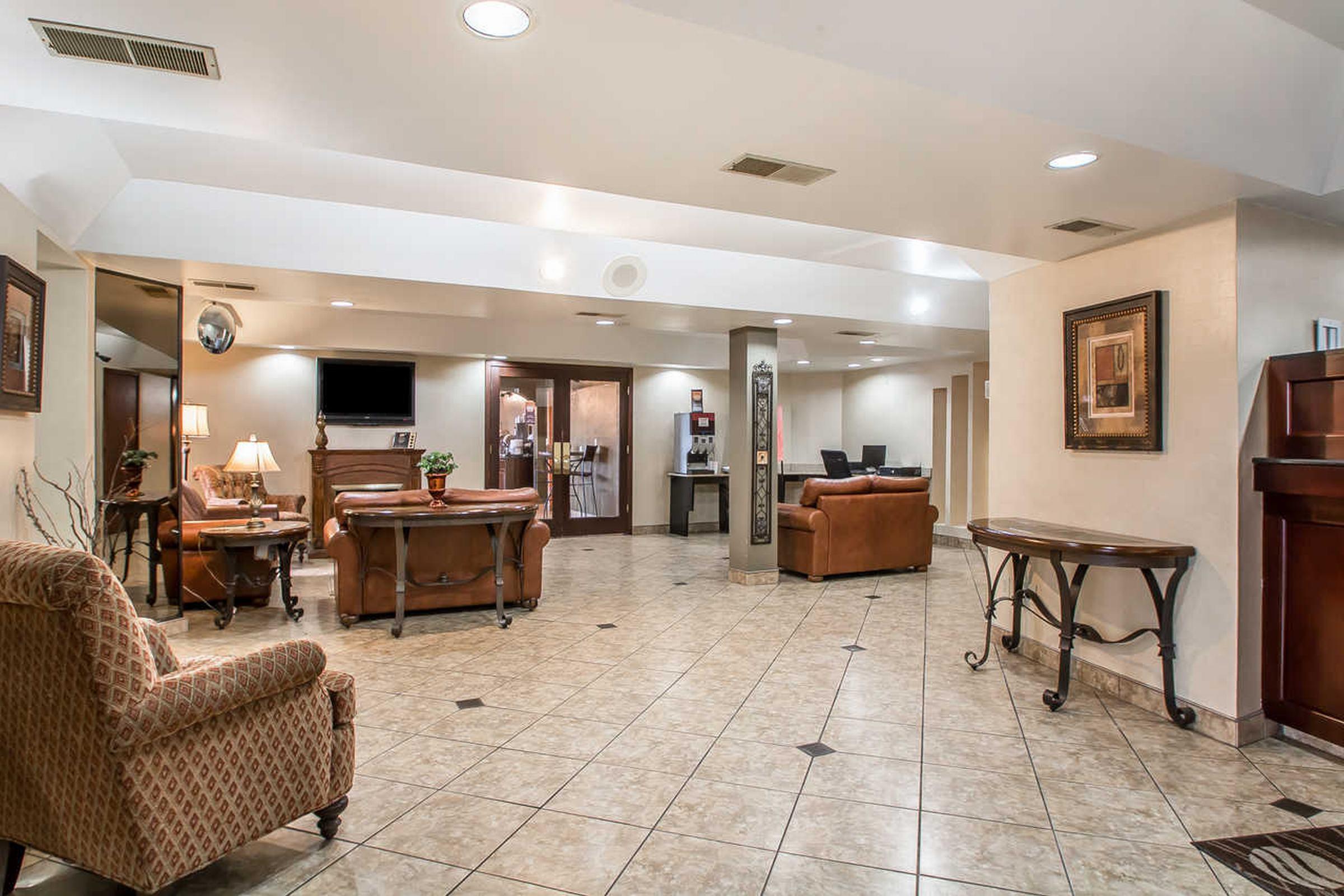 Comfort Inn & Suites Rochelle - Dekalb מראה חיצוני תמונה